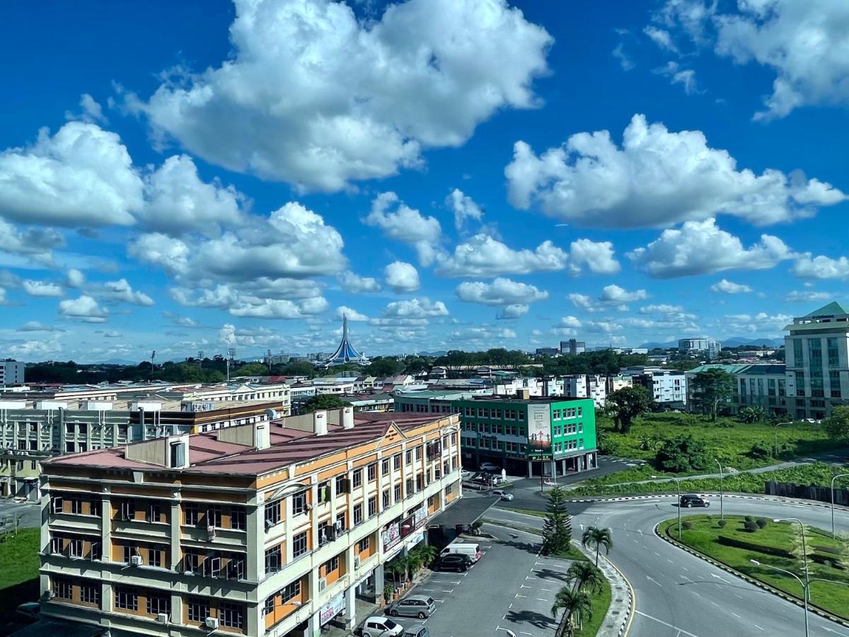 Kuching City Centre Smart Home Luxury Resort Condo Exterior photo